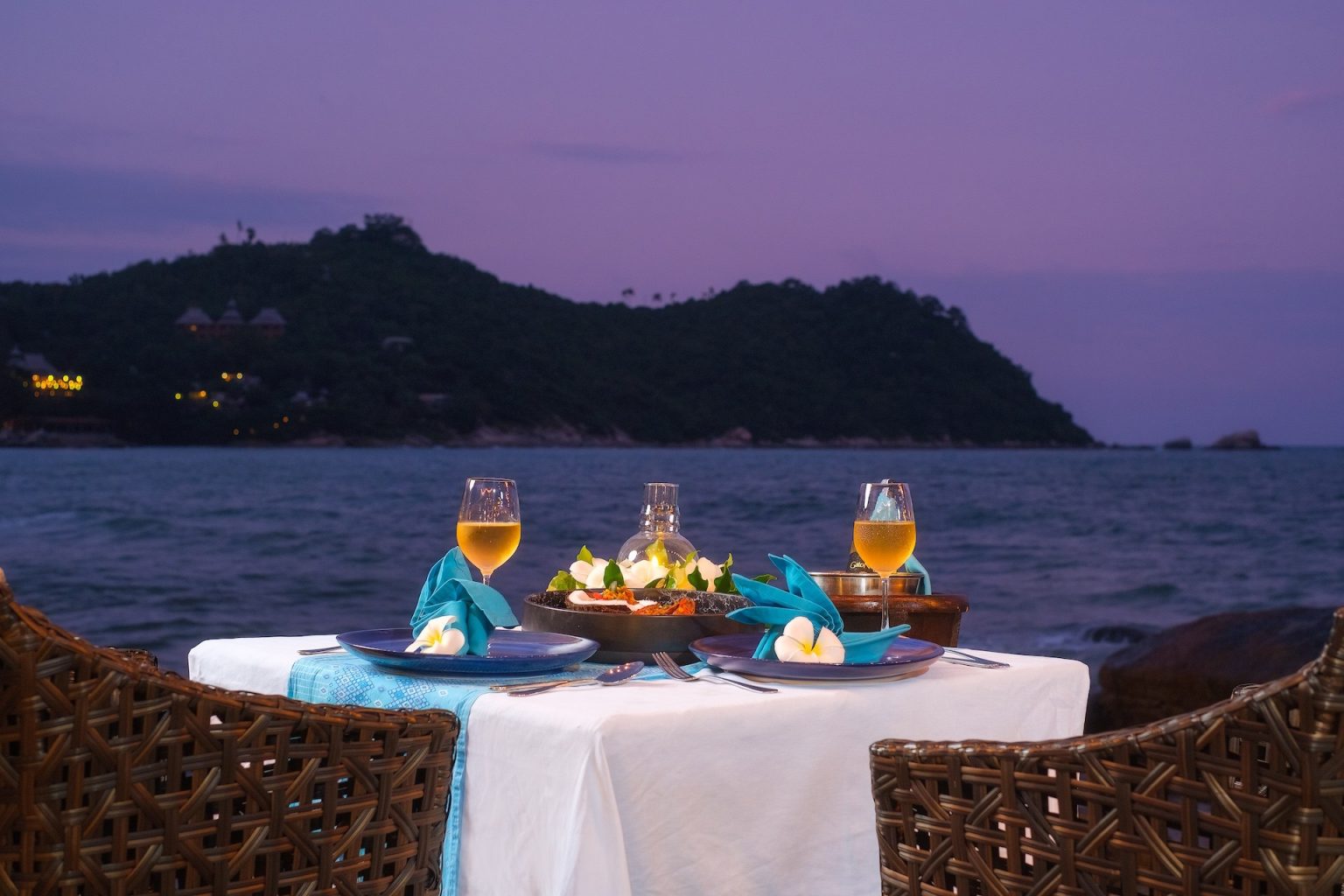hillside-restaurant-ocean-view-koh-phangan