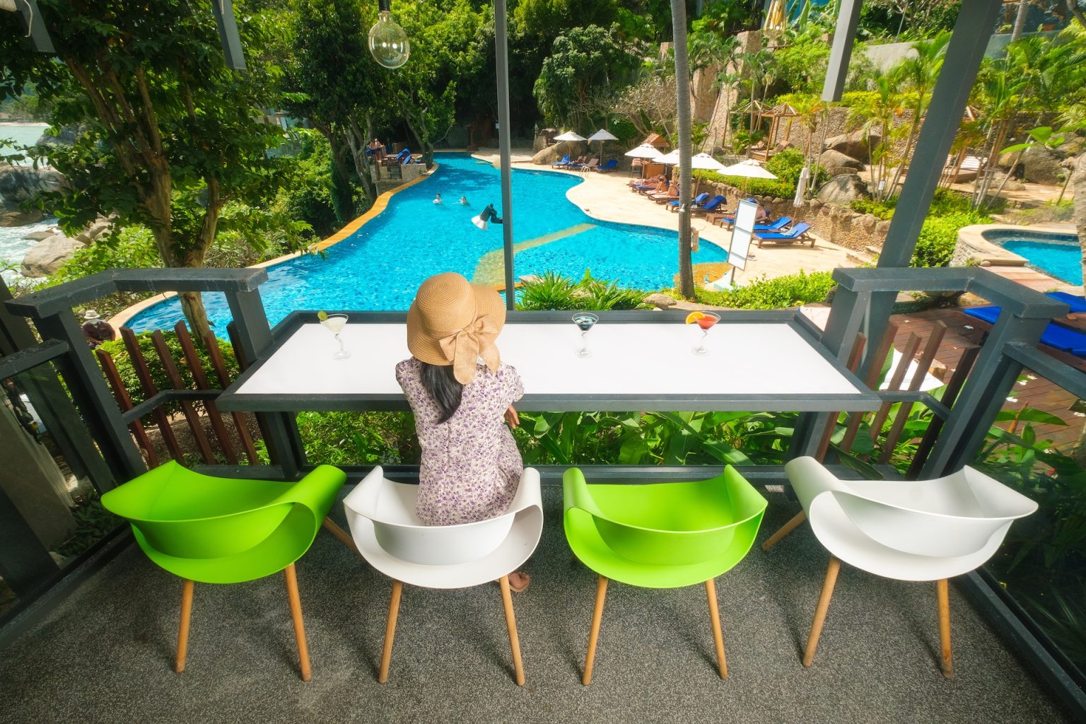 phangan-the-pool-deck-beach-dinner-restaurant